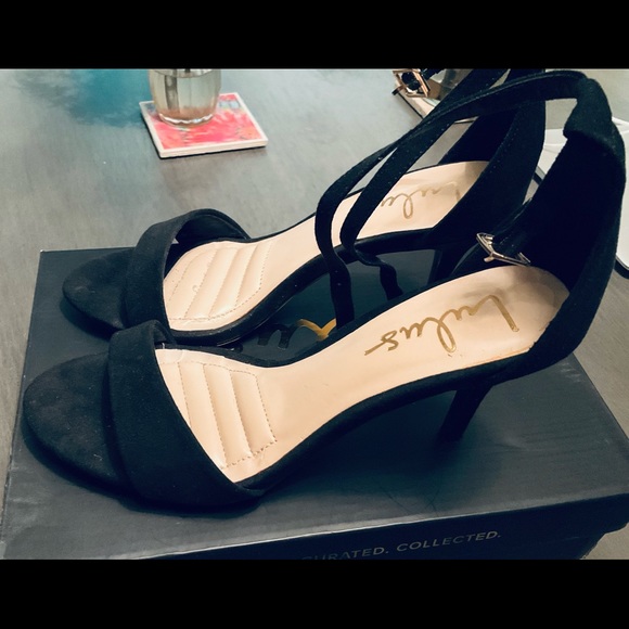 Lulus style Lover size 5.5. Only worn for maybe 3 hours - Picture 1 of 5